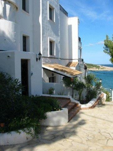 Es Grop Apartments Portinatx Dış mekan fotoğraf