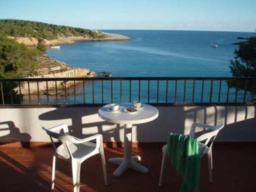 Es Grop Apartments Portinatx Dış mekan fotoğraf