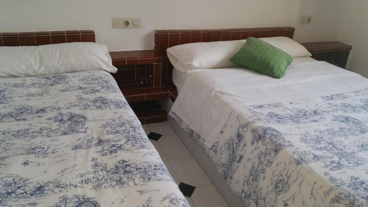 Es Grop Apartments Portinatx Dış mekan fotoğraf